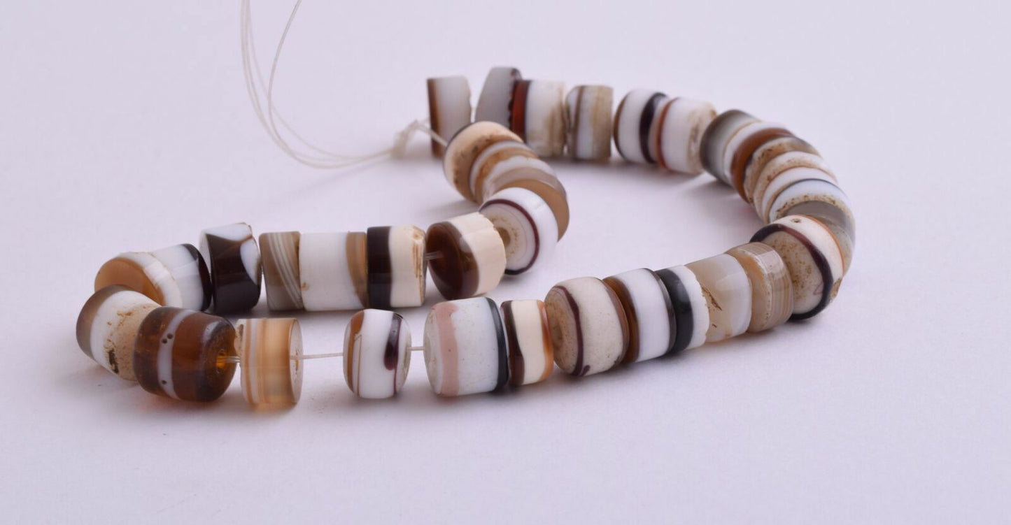 37 Antique banded Agate Beads wholesale-Idar-Oberstein beads-Trade beads-34 gram