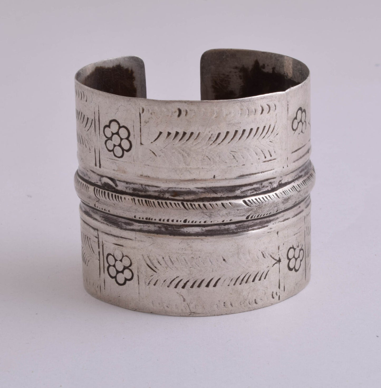 Vintage siwa berber Bedouin silver bracelet Cuff