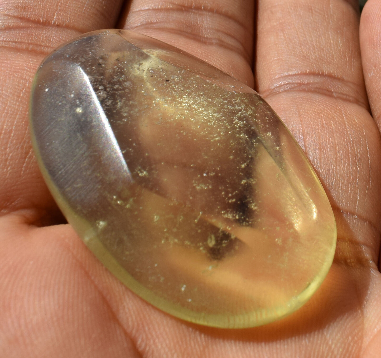 Faceted Libyan Desert glass Gemstone,desert glass from asteroid impact-100 carat