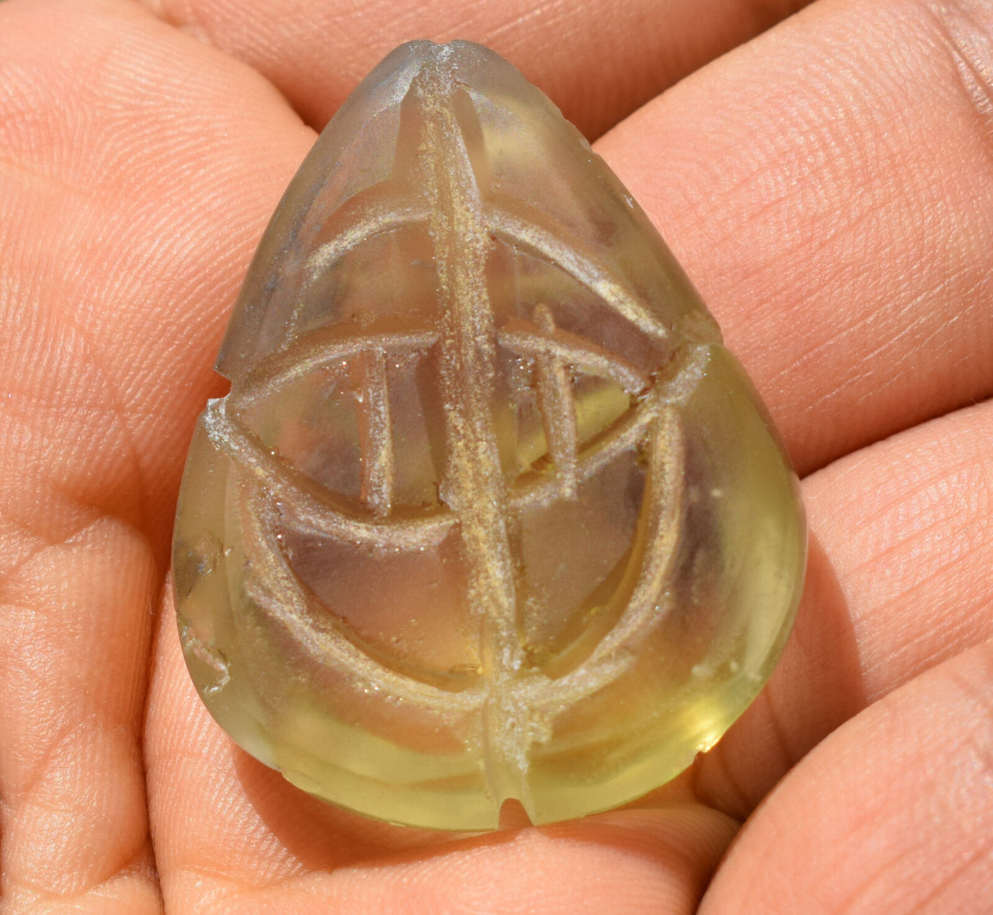 Libyan Desert Glass, Egyptian Scarab, Scarab Beetle, asteroids Impact, 101 Carat