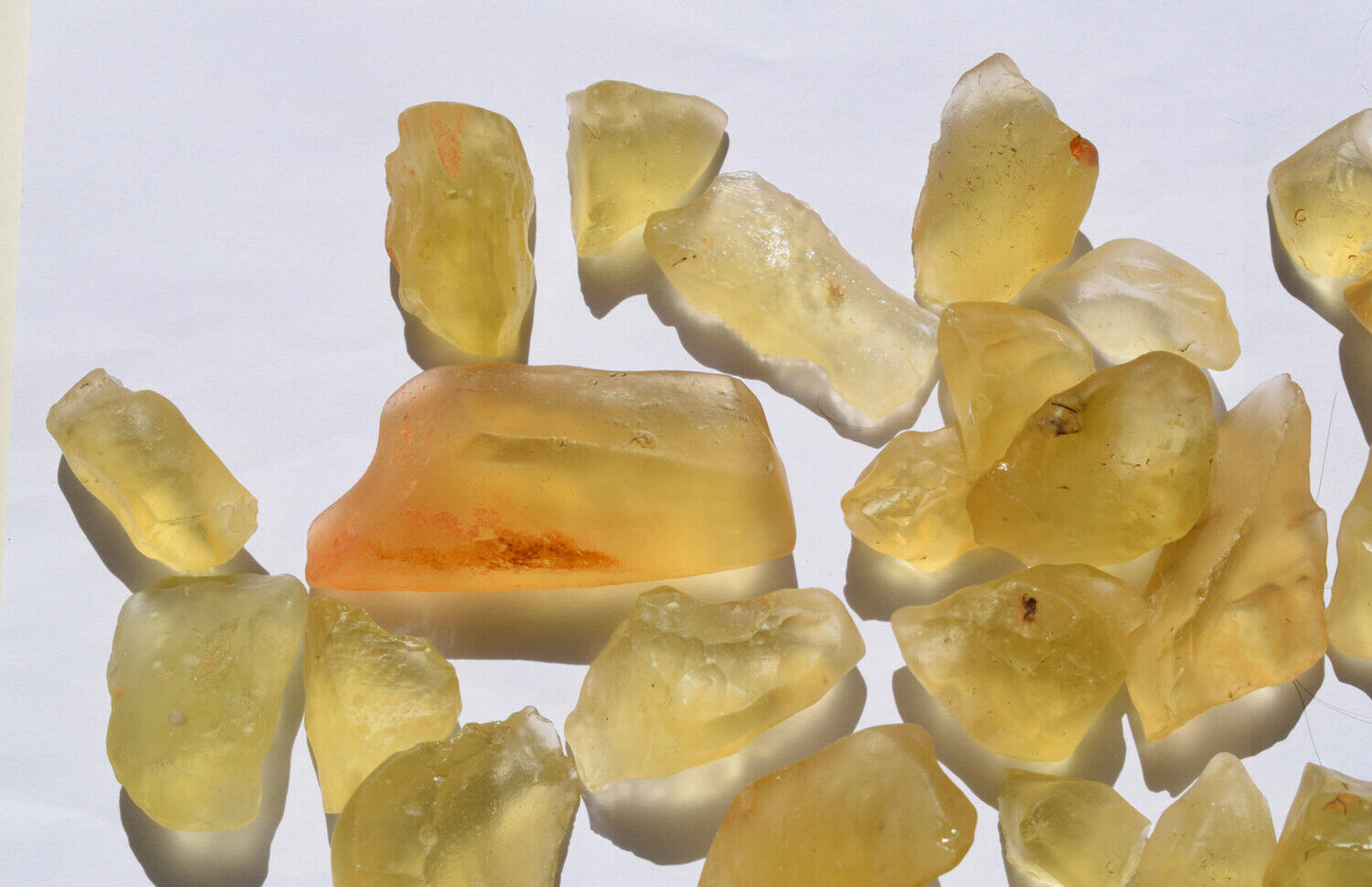 Libyan Desert glass lot-46 pieces- 480 grams- Meteorite Tektite-asteroid impact