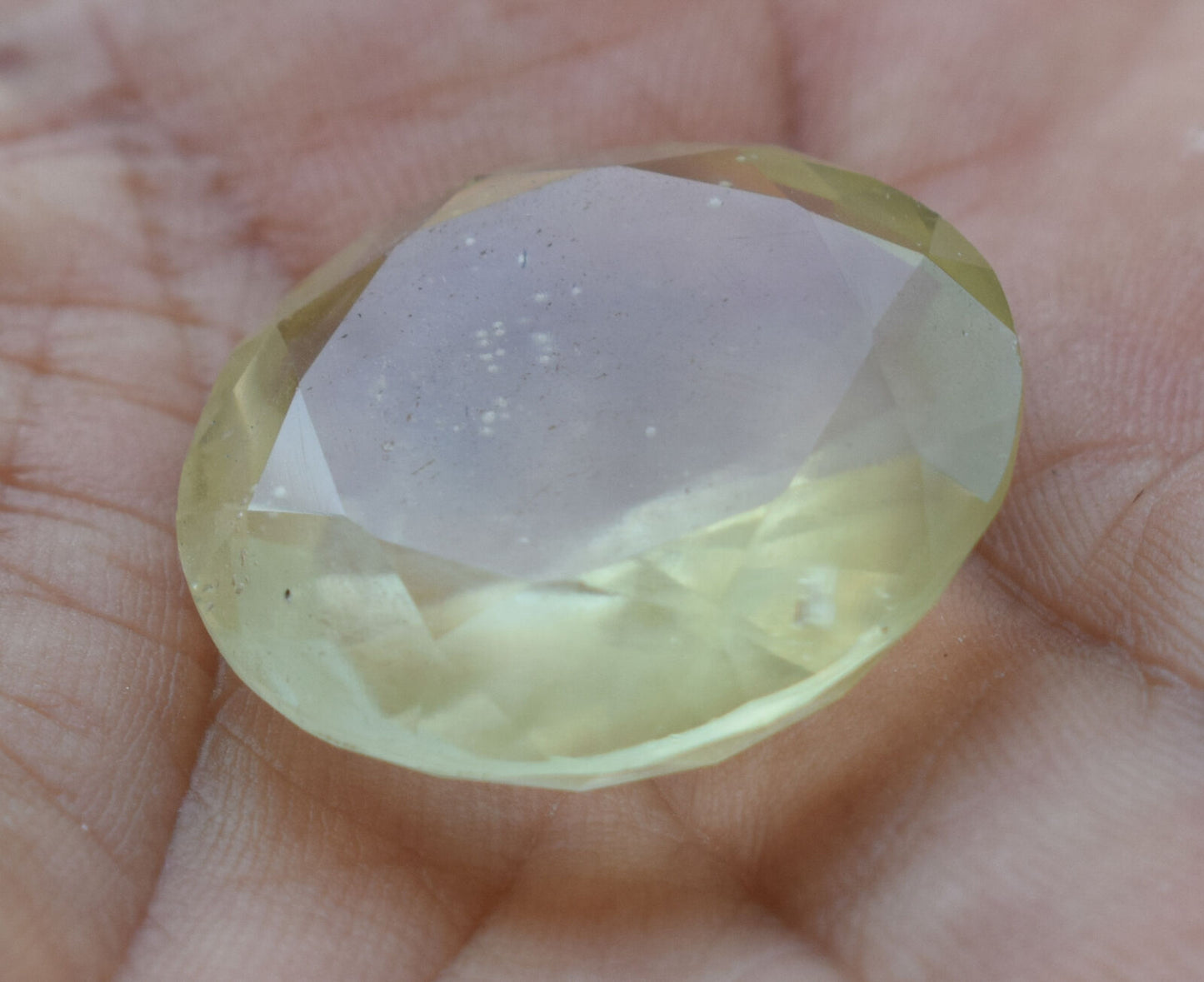 Faceted Libyan Desert glass Gemstone, desert glass from asteroid impact-44carat