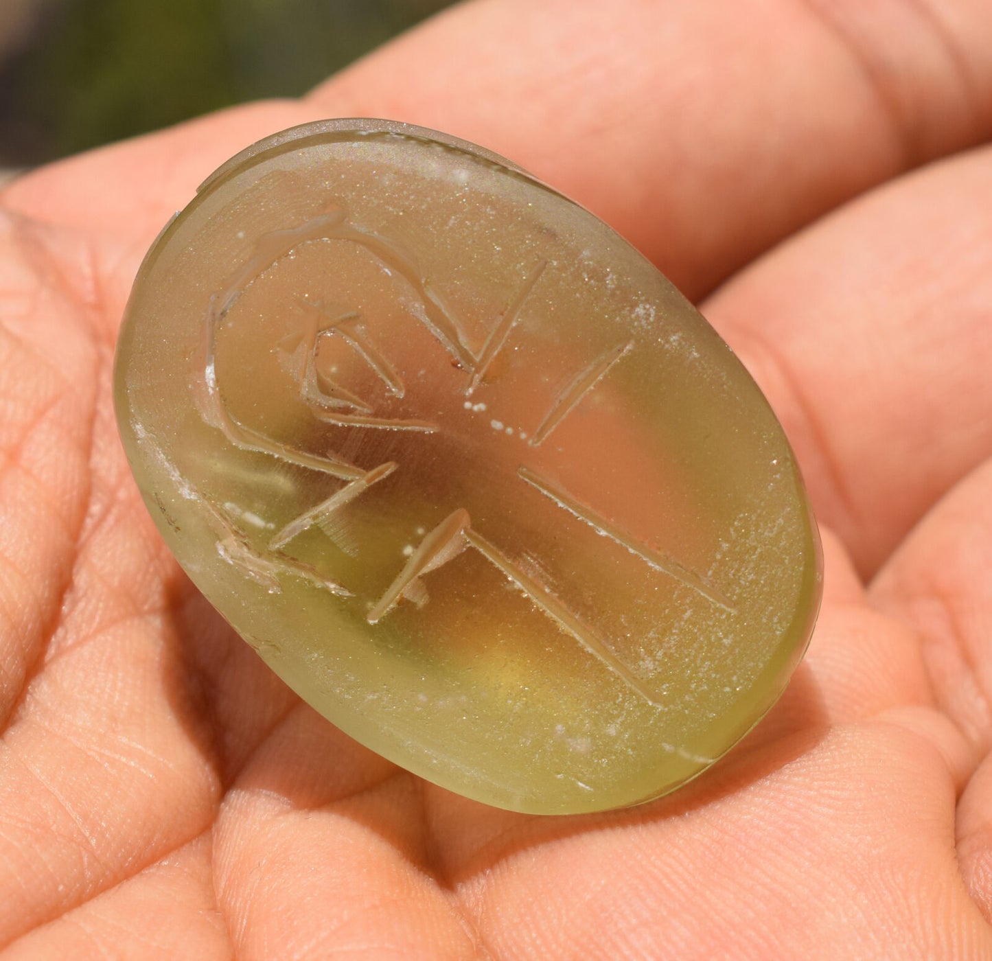 Libyan Desert Glass, Egyptian Scarab, Scarab Beetle, asteroids Impact, 150 Carat