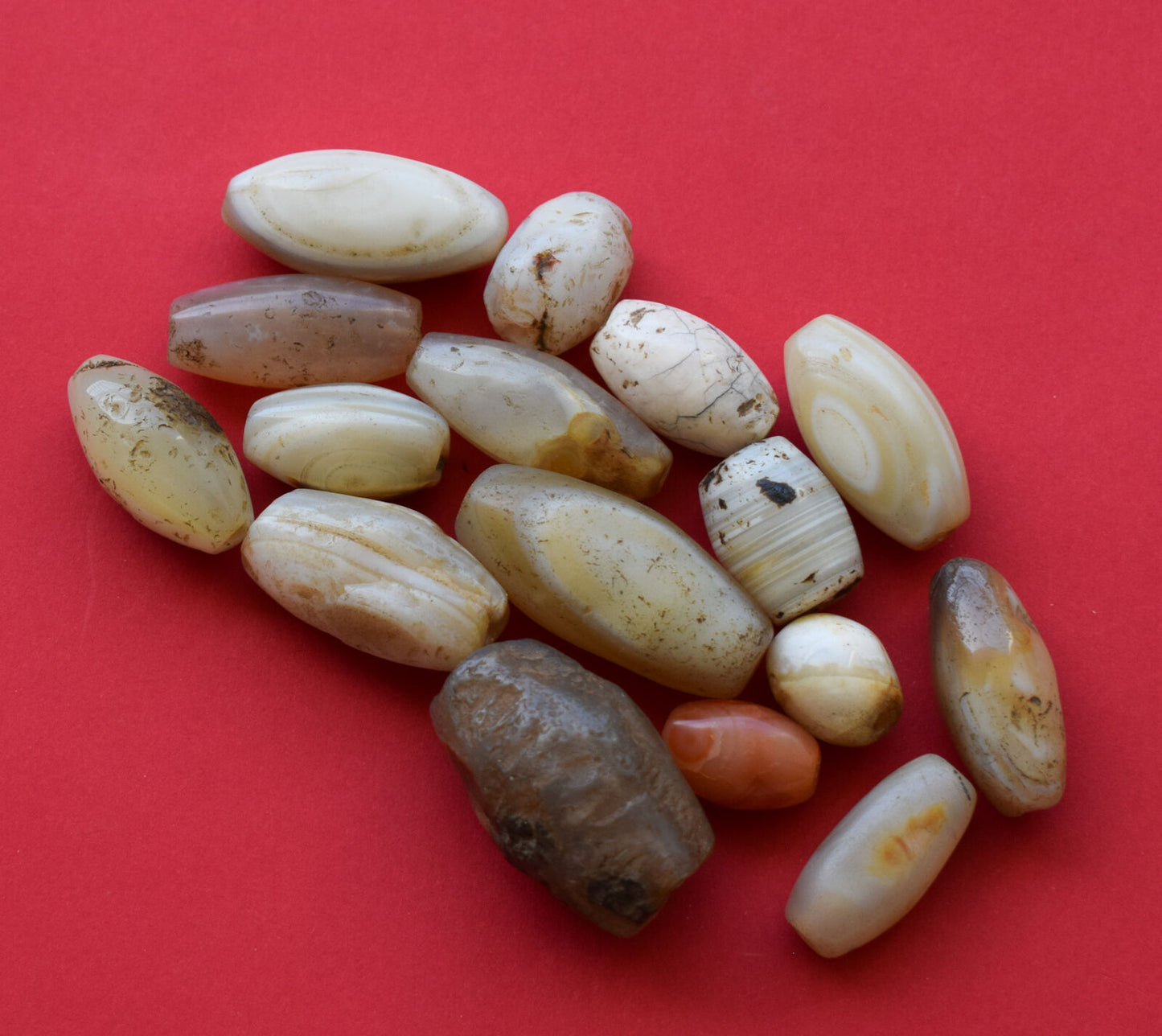 16 Antique ancient banded agate Carnelian beads-middle eastern-100 grams