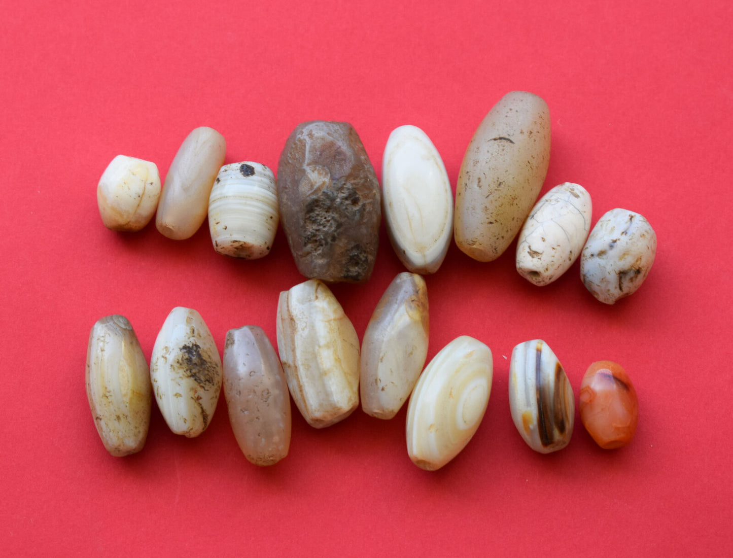 16 Antique ancient banded agate Carnelian beads-middle eastern-100 grams