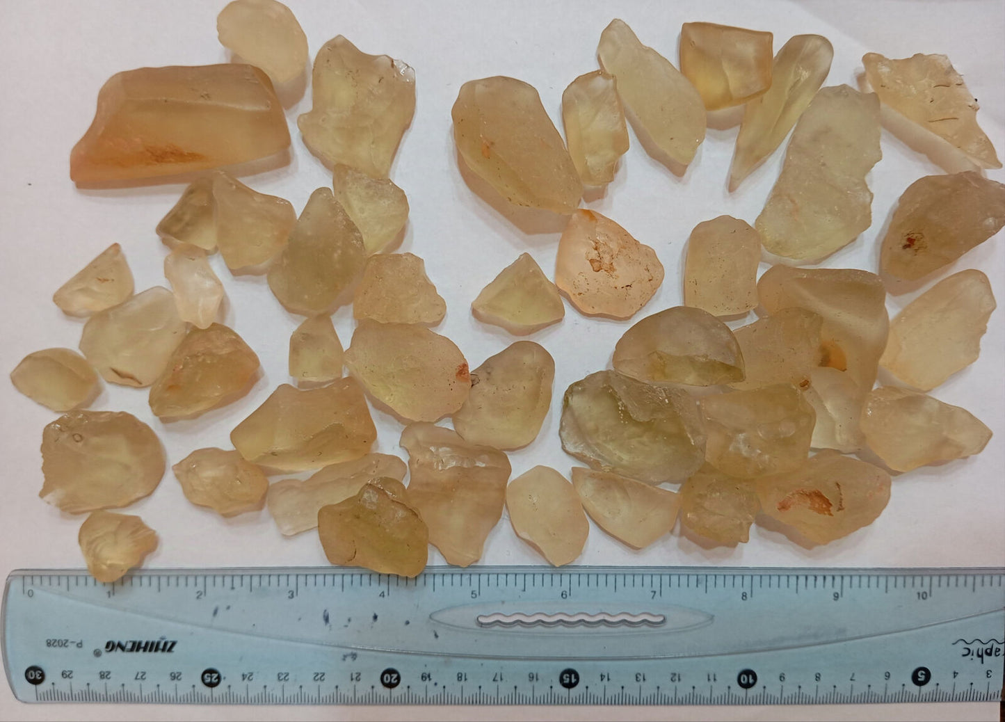 Libyan Desert glass lot-46 pieces- 480 grams- Meteorite Tektite-asteroid impact