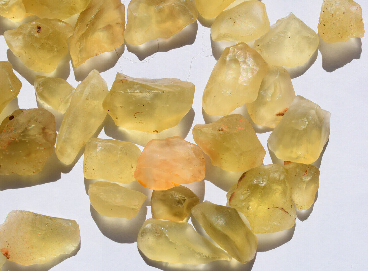 Libyan Desert glass lot-46 pieces- 480 grams- Meteorite Tektite-asteroid impact