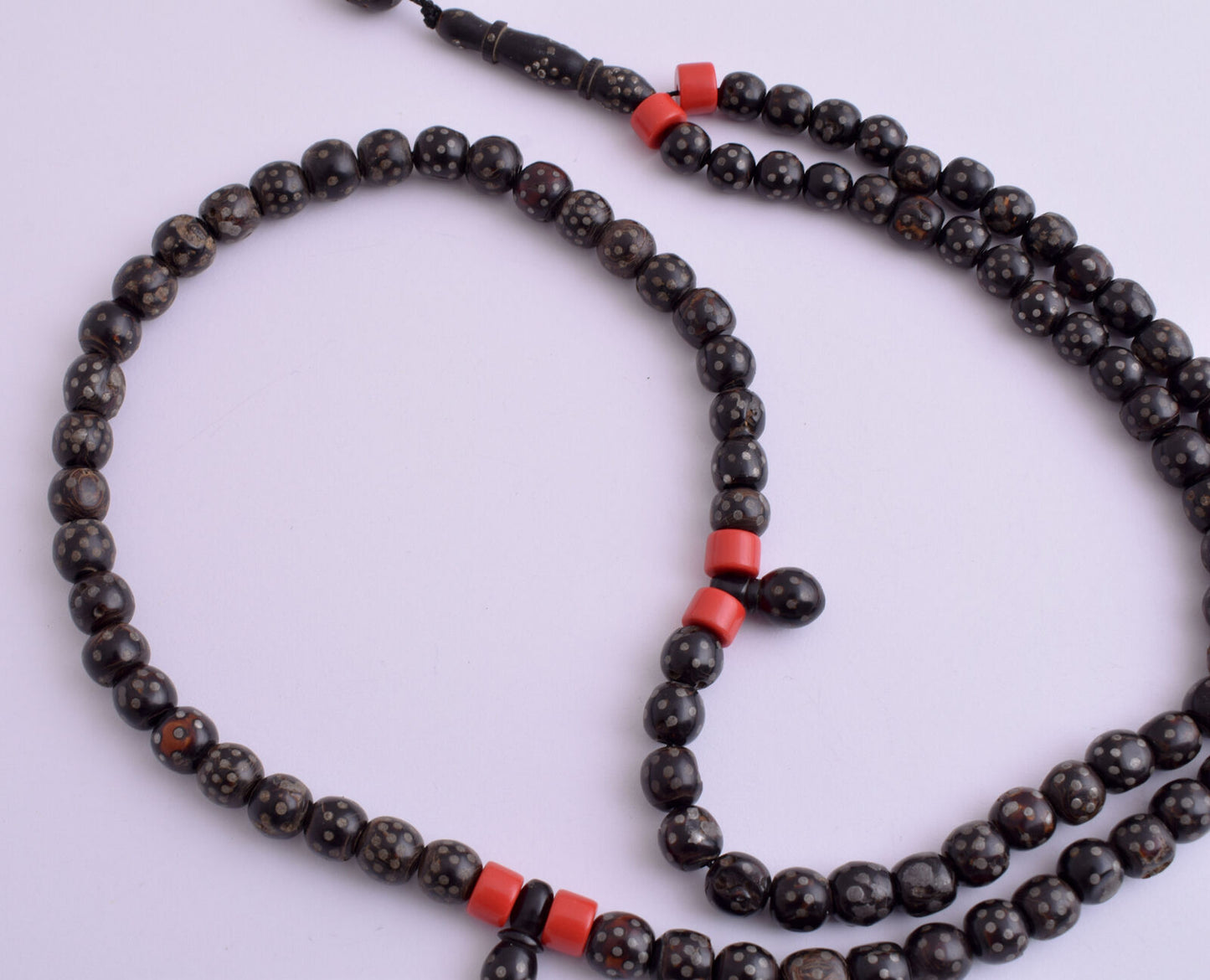 Antique black coral Makawy -Prayer beads-komboloi strand-70gram-يسر مكاوي قديم