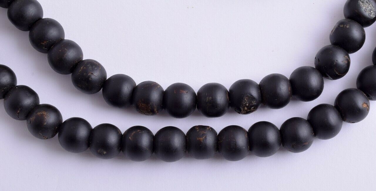 Antique Islamic black coral/ silver inlay -Prayer beads-komboloi-يسر حجازي قديم