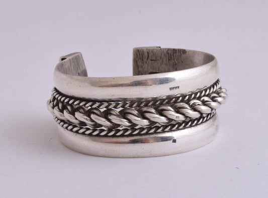 Vintage Egyptian Ethnic Bedouin Silver Siwa Bracelet Cuff