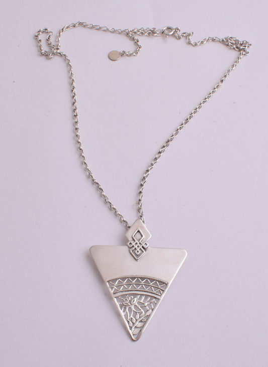 Handcrafted Azza Fahmy sterling silver Arabic Necklace